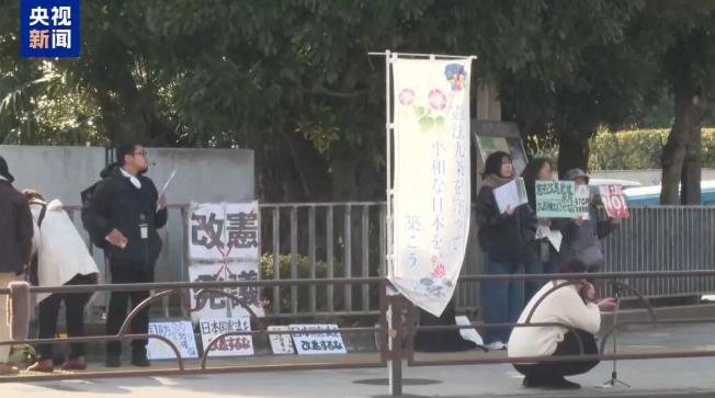 自民党自废武功：6月9日通过的这份草案，把日本最后一点和平装束也扒了。

6月9