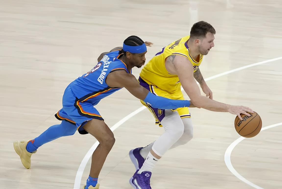 同为18年新秀，但东契奇和亚历山大的差距已经肉眼可见了！

湖人遭遇新赛季最惨的