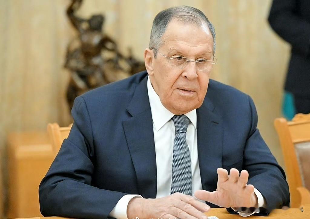 拉夫罗夫指责乌克兰破坏和平谈判，并宣布计划继续战争

俄罗斯外长拉夫罗夫继续拒绝