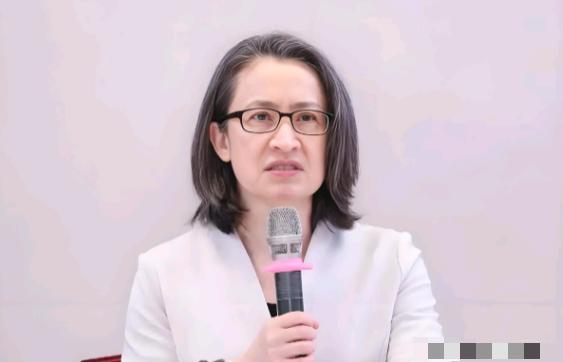 被我们列入“台独”顽固分子名单的萧美琴出来放话了！萧美琴声称，自己根本不怕，自己
