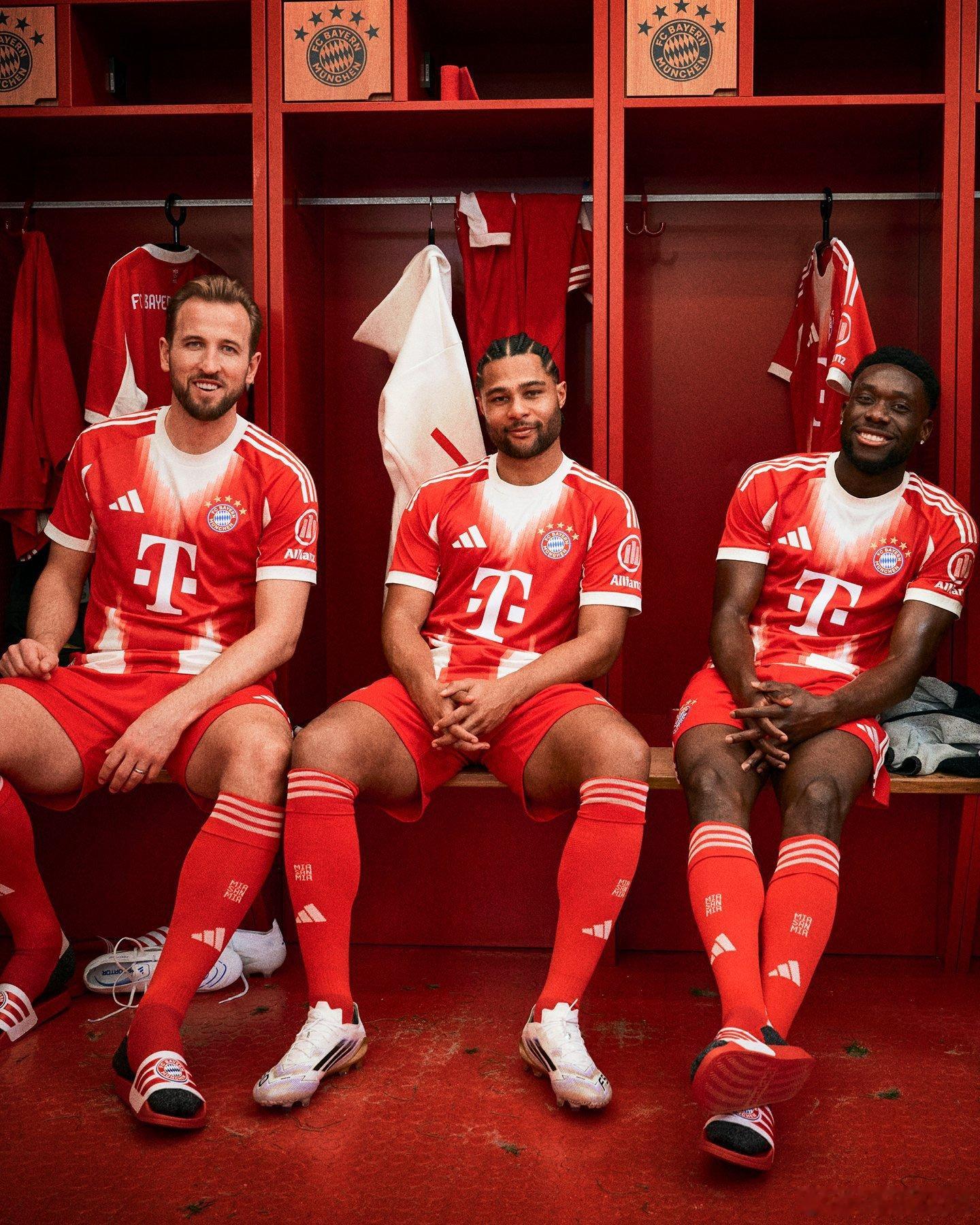 🚨2025年官方球衣銷售量最高的足球俱樂部排行榜👕拜仁慕尼黑排名第4️⃣，球