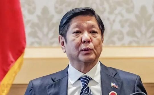 黄岩岛海域涌动的风波，早已不再局限于各方船只在海面周旋对峙这种表层局面，背后牵扯