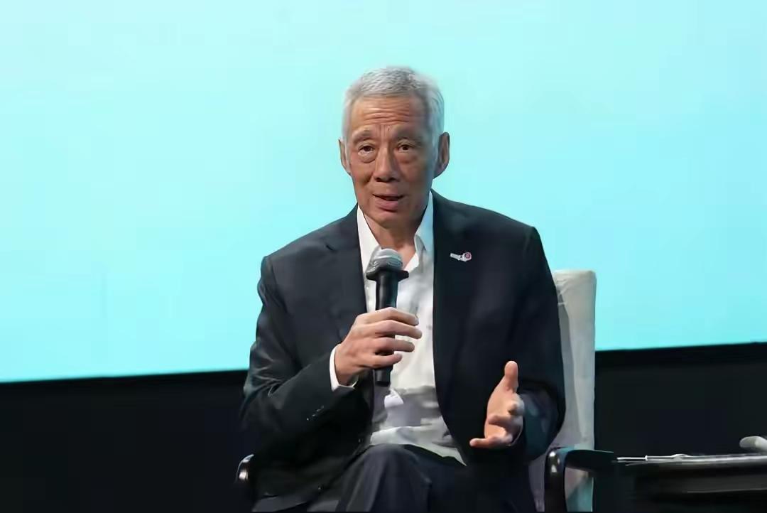 新加坡为什么被全世界抛弃，很简单看看它们的李显龙和黄循财的操作，你大概率就知道它