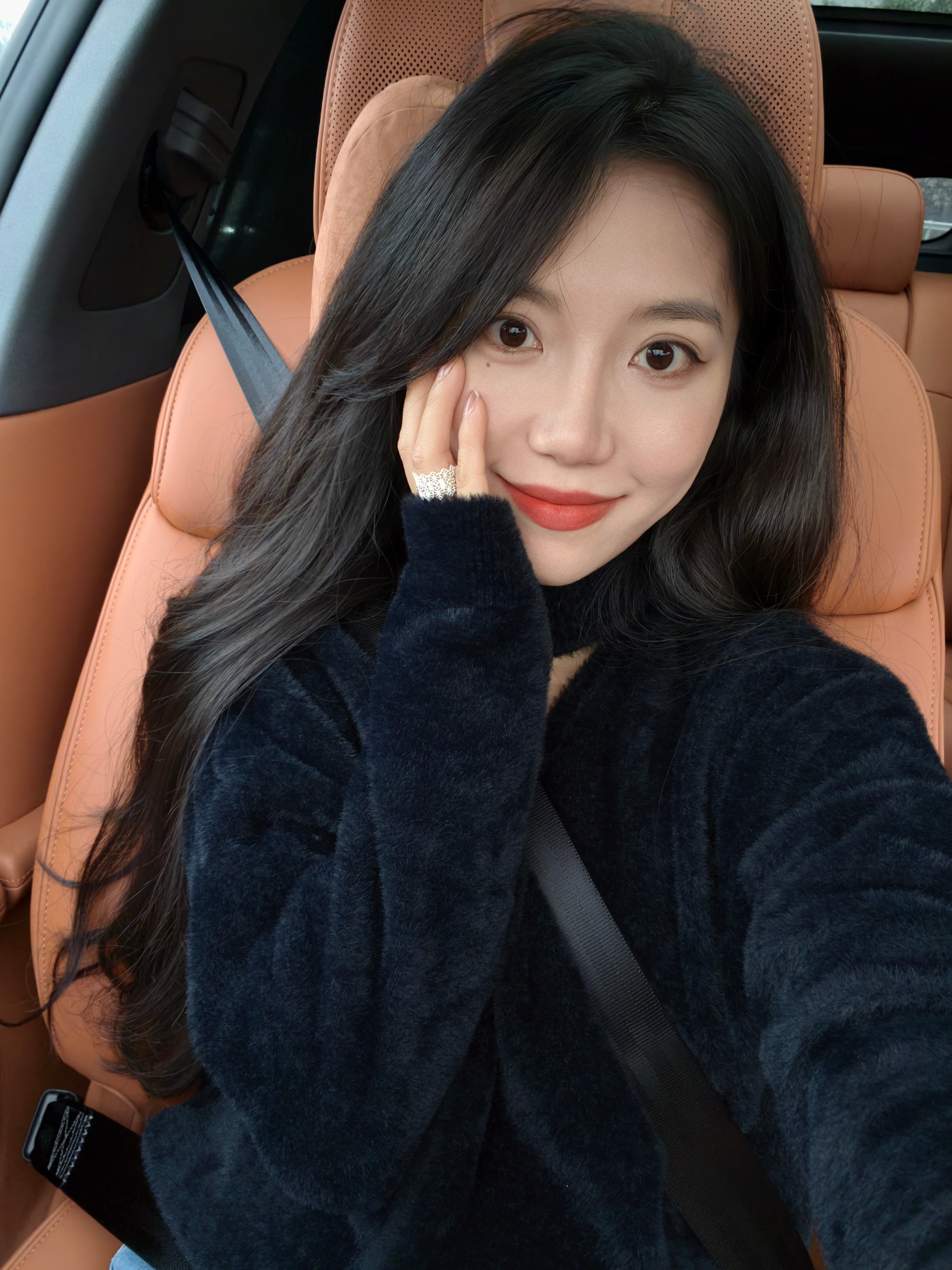 每辆新车只要不上高速都想把临牌用到底，北京这种交通，用着临牌开车还是很爽的 ​​