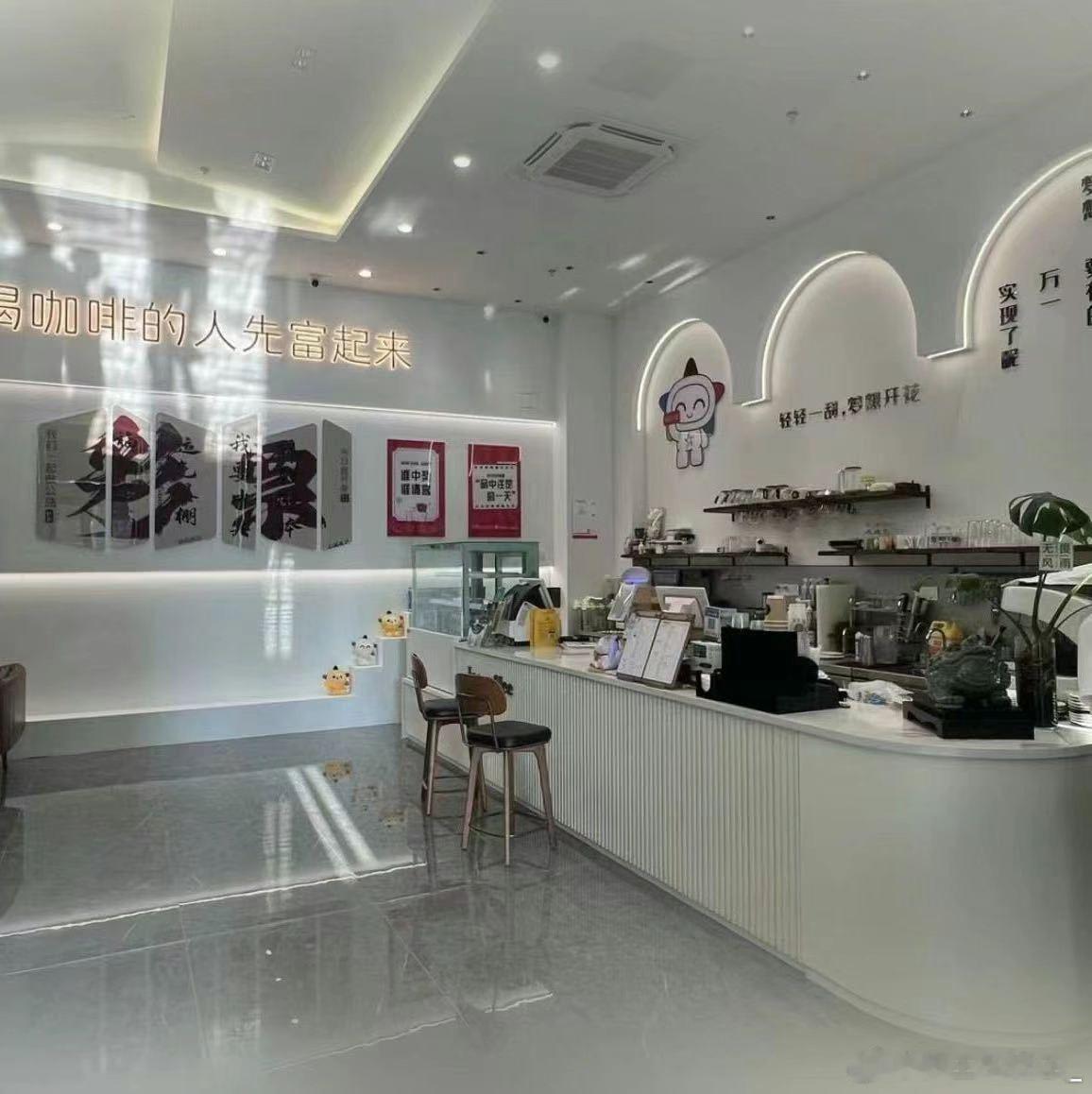 清晰一下，大赛是特例，日常是这样的：1，每天扫盘免费，一般是12-20点间更新（