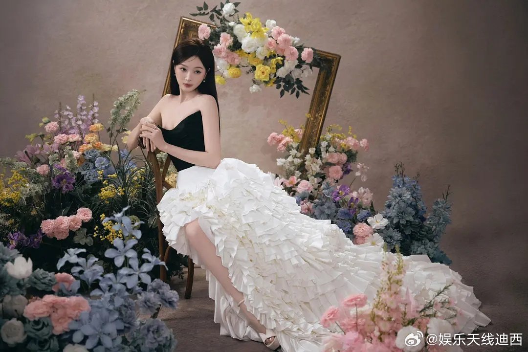 吴宣仪双11京东造型来啦，今天的造型很美很美吴宣仪超绝腿精 ​​​