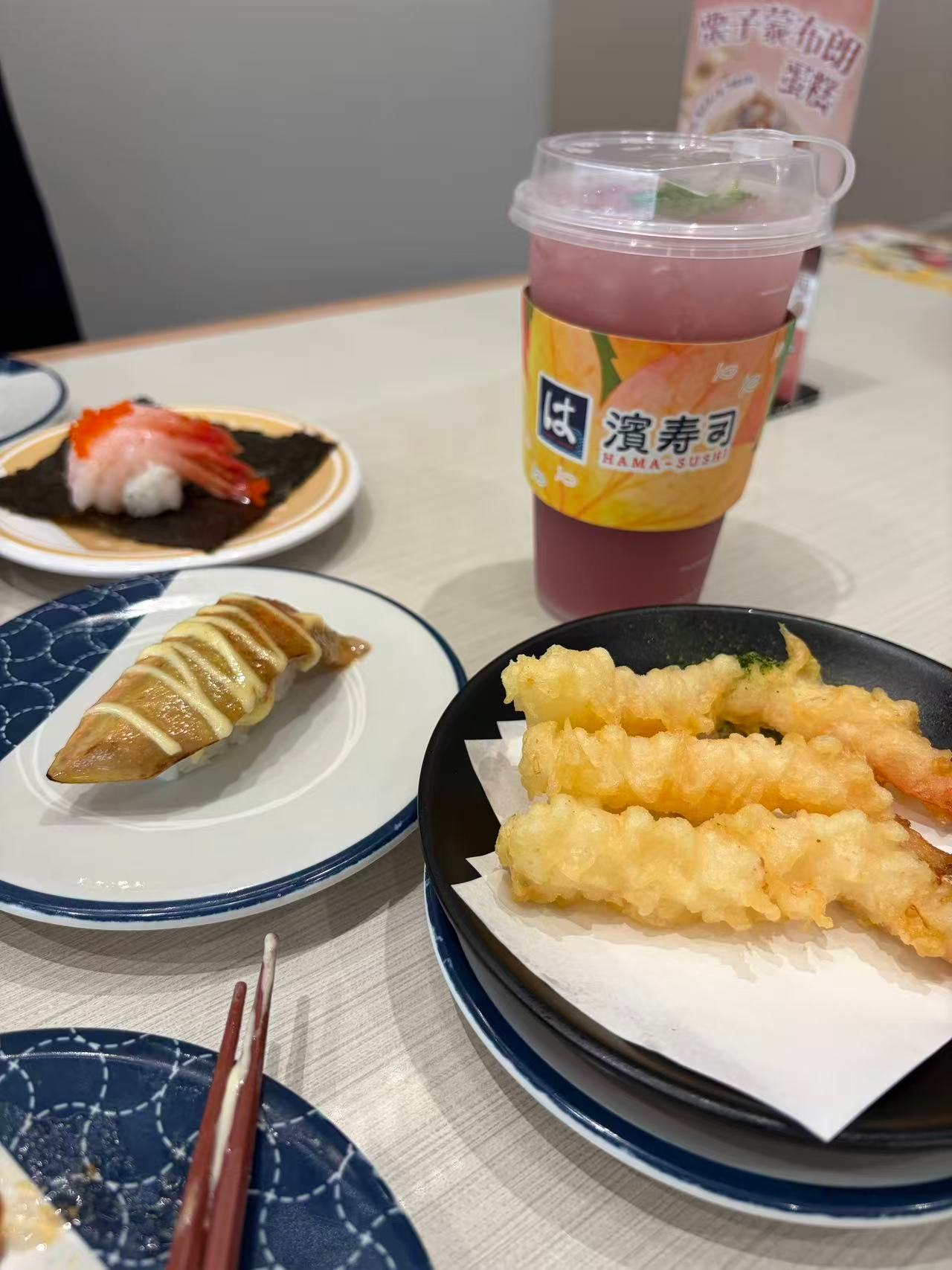 还是挺喜欢吃这家寿司的，就是排队拿号有点久 ​​​