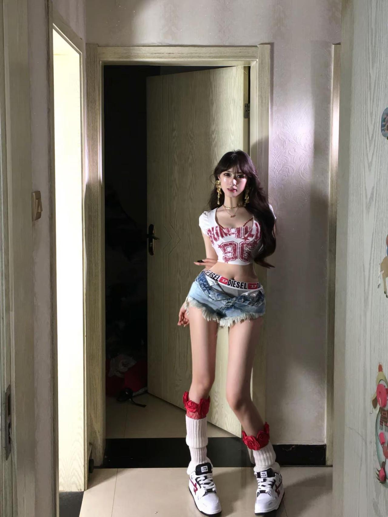 @曹磕牙.