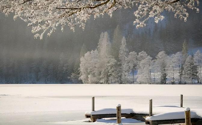 一句话这样说：钱再多，也抵挡不了死亡；长得再漂亮，也讨好不了阎王；势力再大，也躲