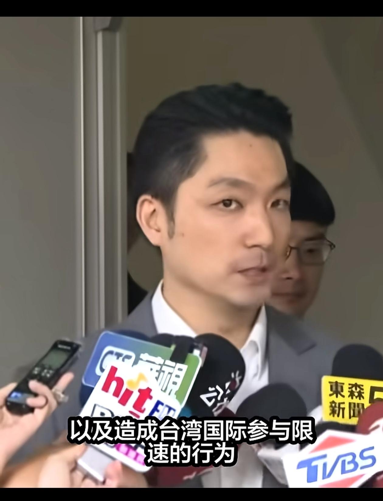 蒋万安这话说的我们不爱听，但他就是说给我们听的。就赖某窜访被卡一事，他说：“我立