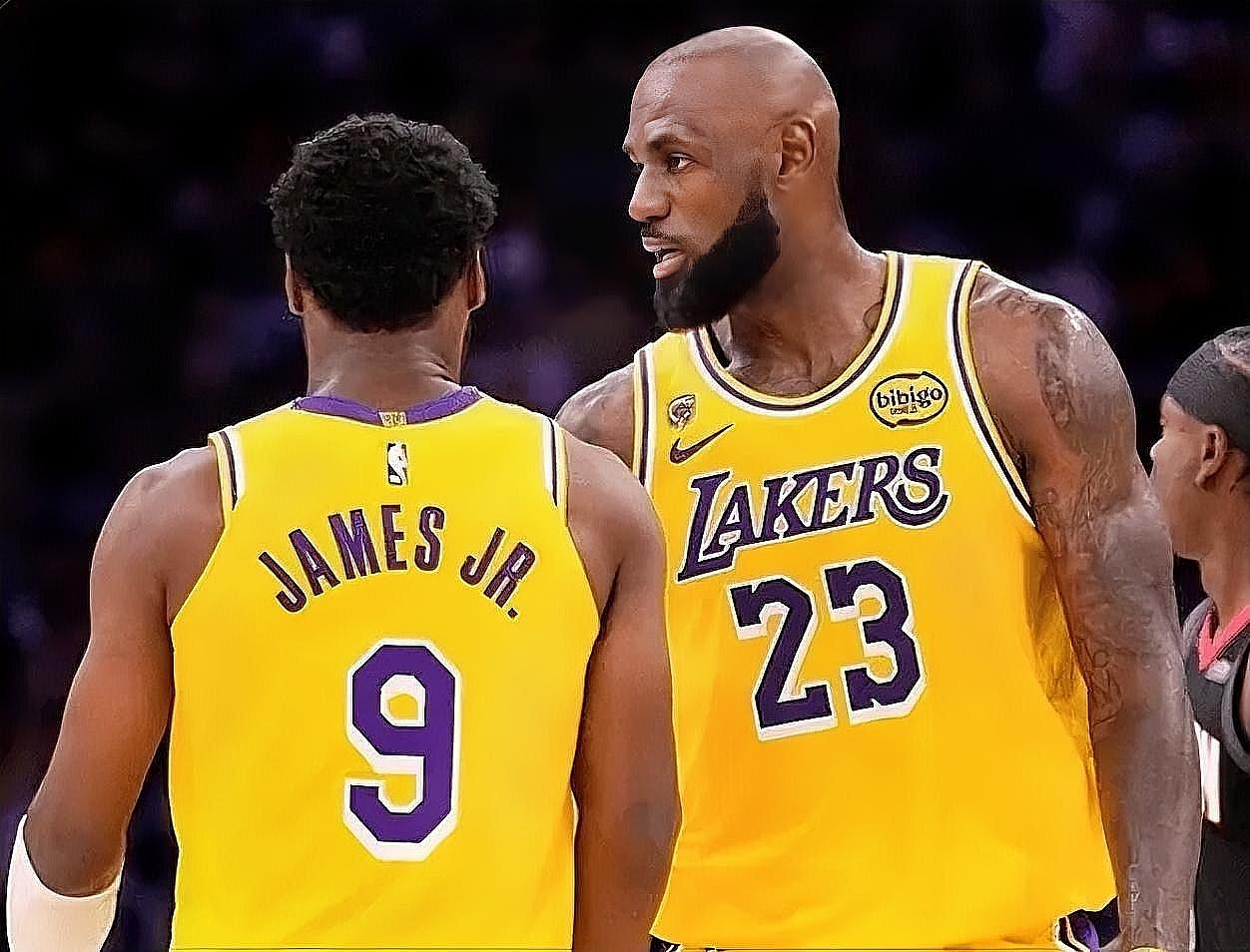 万万没想到！湖人最强双人组，居然是詹姆斯和布朗尼父子俩，百回合净胜29.6分
