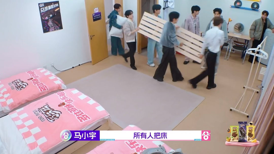 霸总剧本不如燃综抓马超燃青春的合唱 马小宇在短剧里演了那么多霸总，可能没想到自己