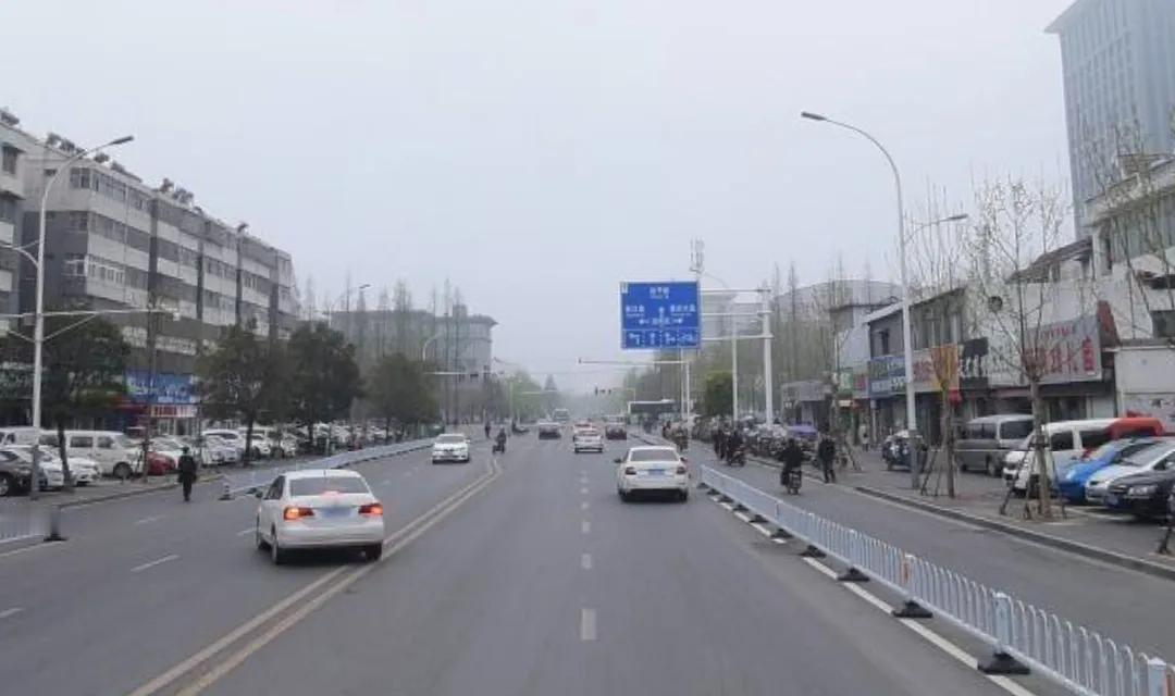 坯州市是江苏省北部的一座城市，地处江苏省和山东省的交界位置，是江苏省徐州市代管之