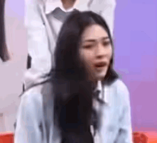 看到一个评论笑死，染律的出现让这个水仙之家终于有0了，法拉达和塔万终于拥有了最美