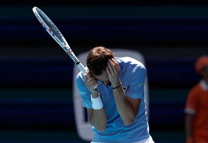 郑钦文无缘迈阿密赛八强 ，但咱也不能只对着40%的一发成功率说“这也太低了”什么