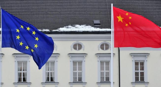 想打仗？奉陪到底！德国彻底不忍了，背后少不了中国给的三大底气！
面对美国的不断施