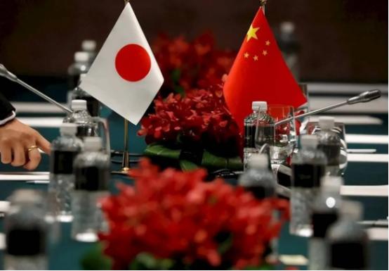 俄罗斯军事专家恨铁不成钢的表示：最让人着急的是，中方从始至终都没有想要“灭亡”日