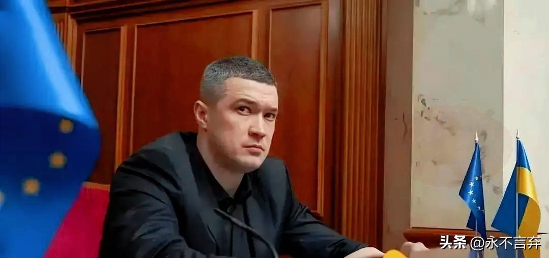 乌克兰新任防长上任伊始，就抛出了两个重磅消息。一石激起千层浪，他能否稳住这艘已经