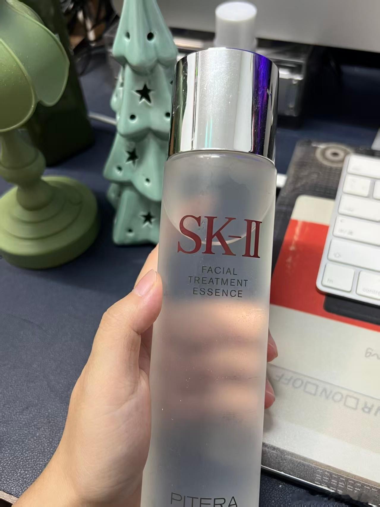 sk2神仙水～第一次用就觉得质地很有营养的样纸，涂脸上吸收很快很清爽618新手友