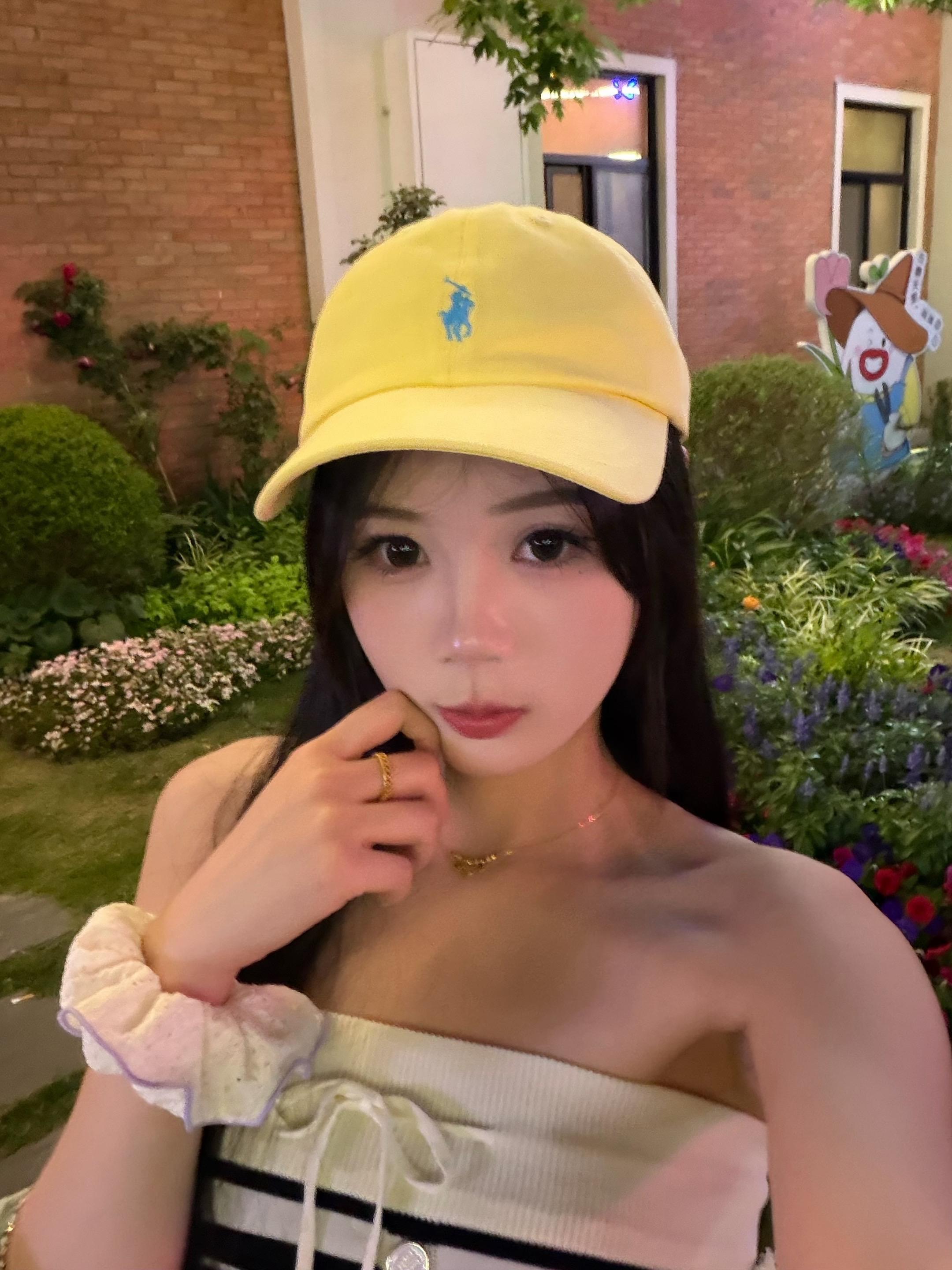 我很感谢主动联系我的人 因为我是一个完全被动的人