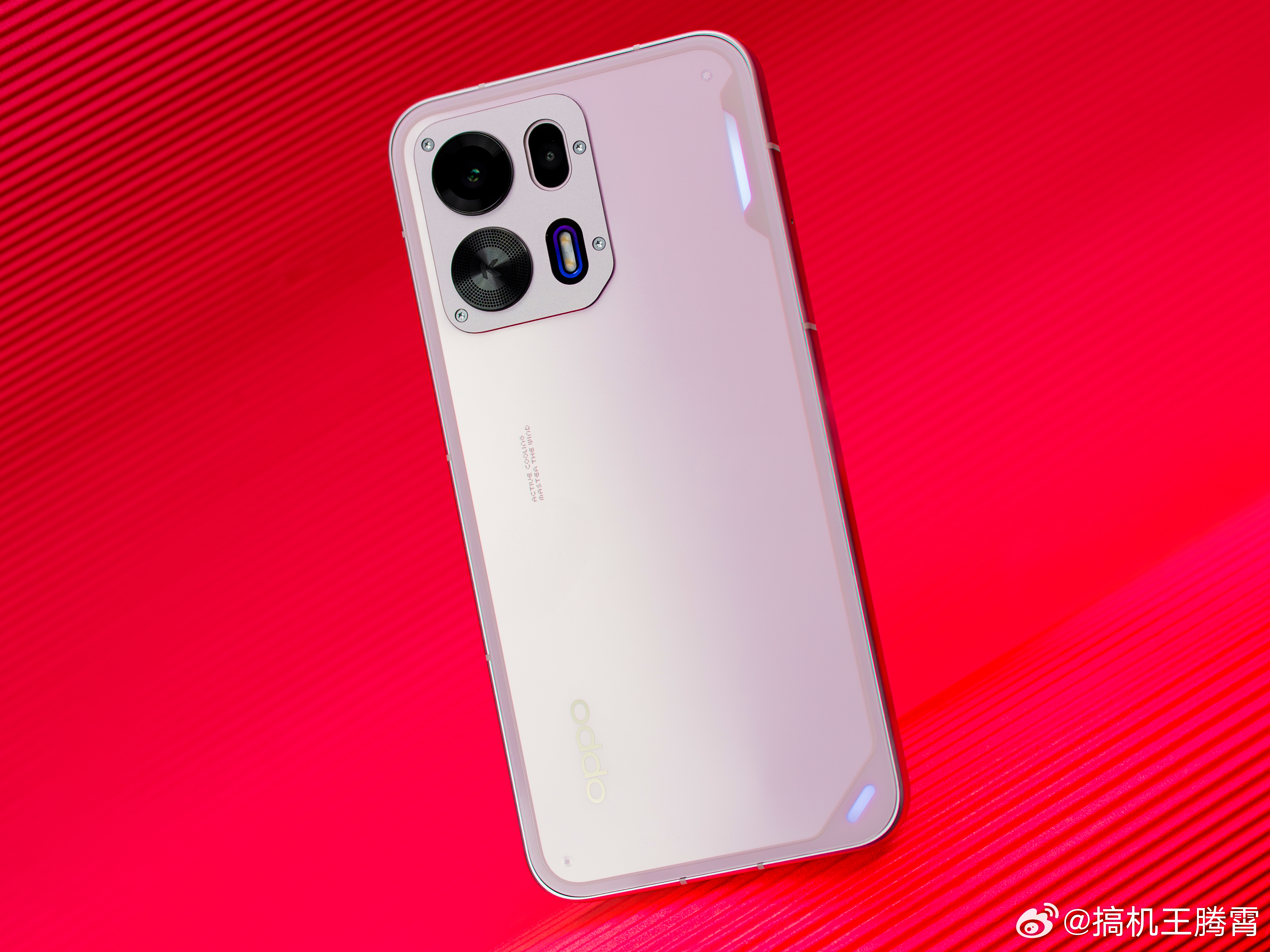 给OPPO K15 Pro拍了组图，这台机器用下来还是能感受到绿厂想要破圈玩出一