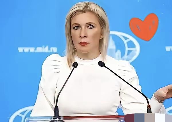 俄罗斯外交发言人扎哈罗娃怒斥日本记者：“是西北利亚的寒风没有吹醒你们愚蠢的思维，