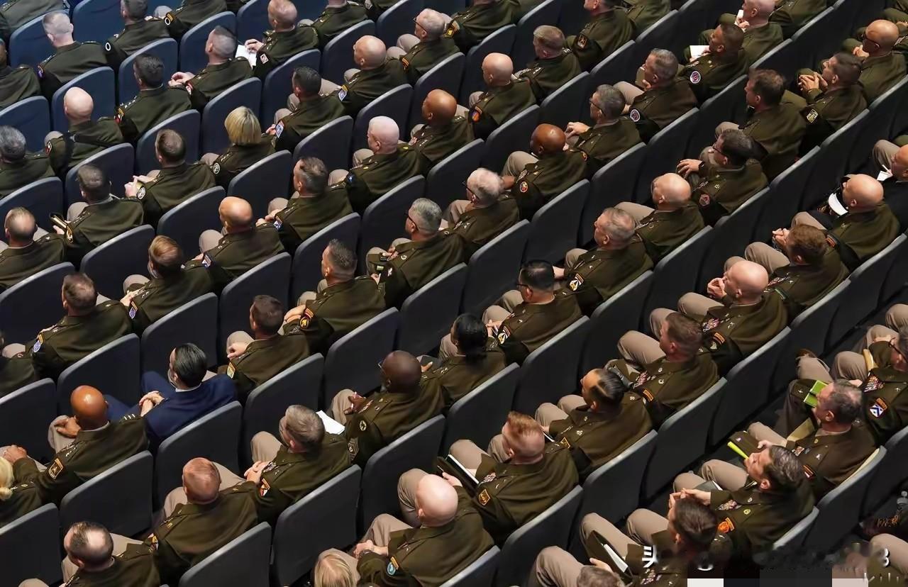 本以为美国召回全球各基地的高级将领回国，会有重大事件发生，没想到竟然只是为了训话