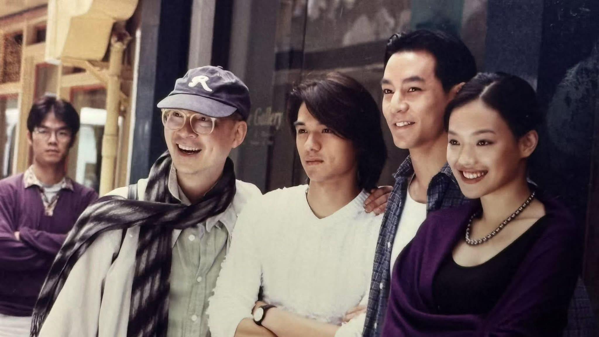 一张未发表过的《美少年之恋》片场照，导演杨凡，演员舒淇、吴彦祖、冯德伦。❤️ ​