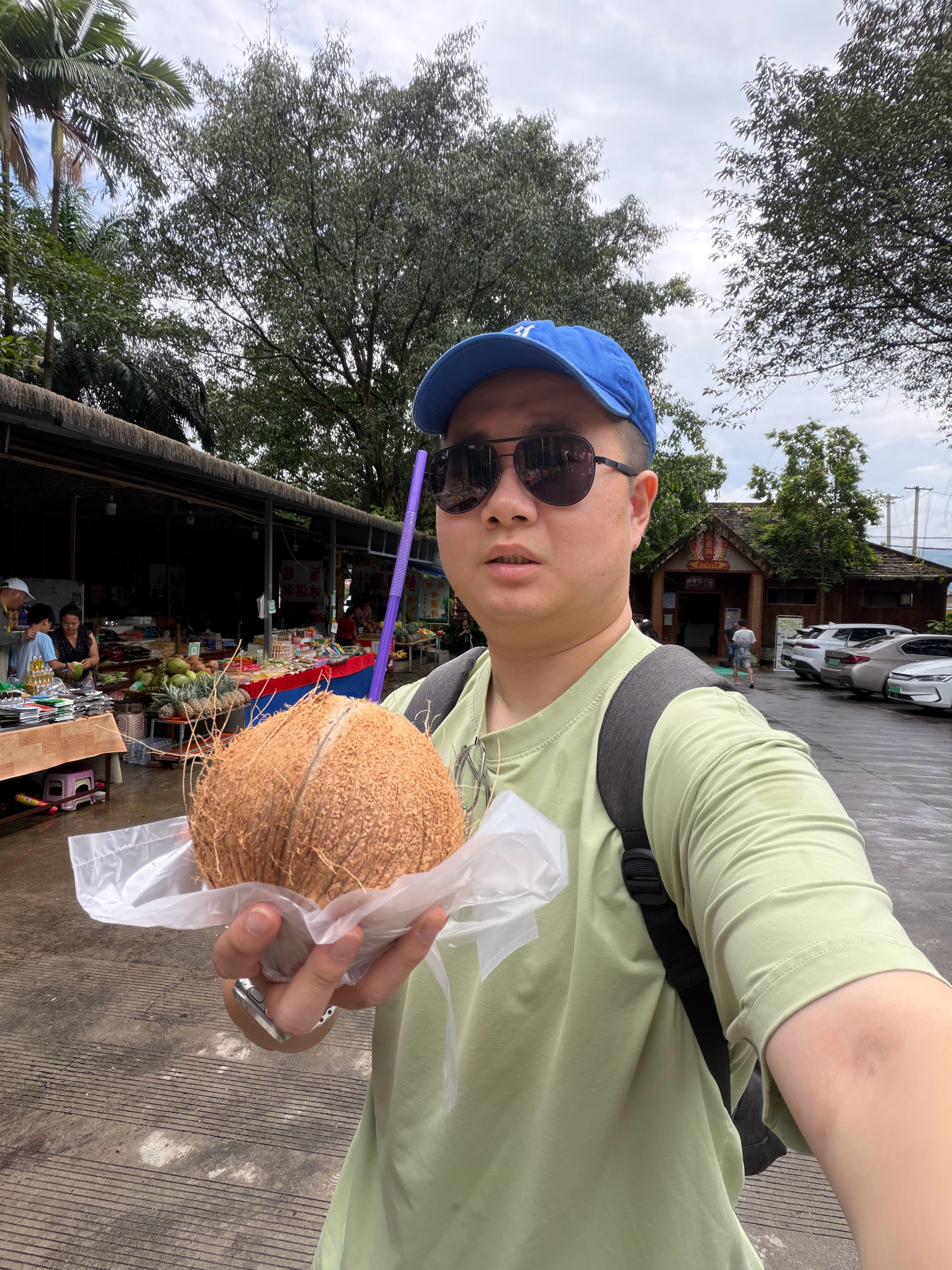 爆胎就爆胎吧，先来个椰子嚯一嚯 