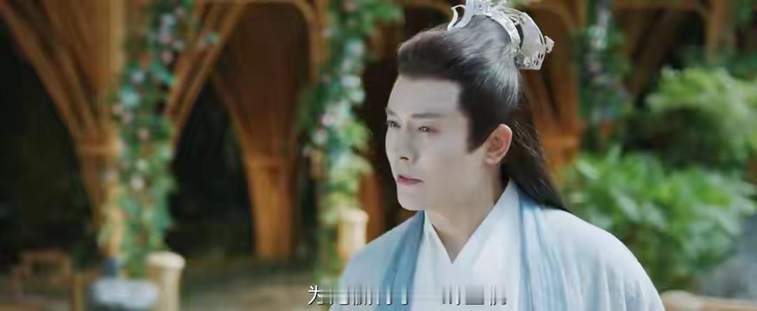 　　念无双 姬谭音想要让源仲过完这一辈子，寿终正寝，然后才杀他取手，她选择陪在源