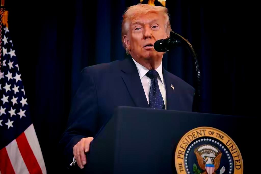 特朗普赶紧撇清：以色列那事，我真不知道

特朗普那边发话了，语气还挺急。

18