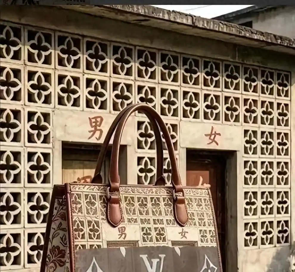 LV起诉国家知识产权局这商标批了人家也不卖你的好呀。喂不熟啊～ 