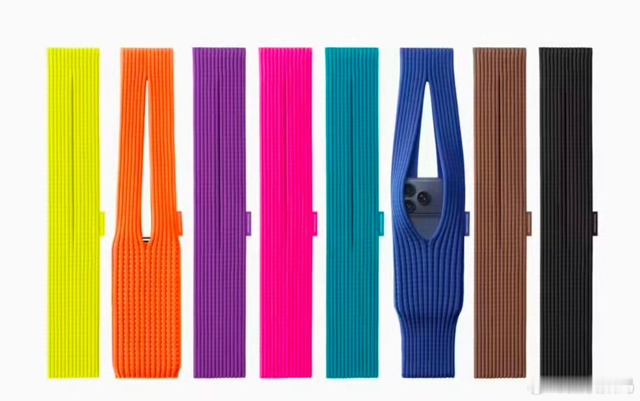 剪了一刀的搓澡巾，剪了一刀的长筒袜，没有看出他的特色，只看到了他的“相似”