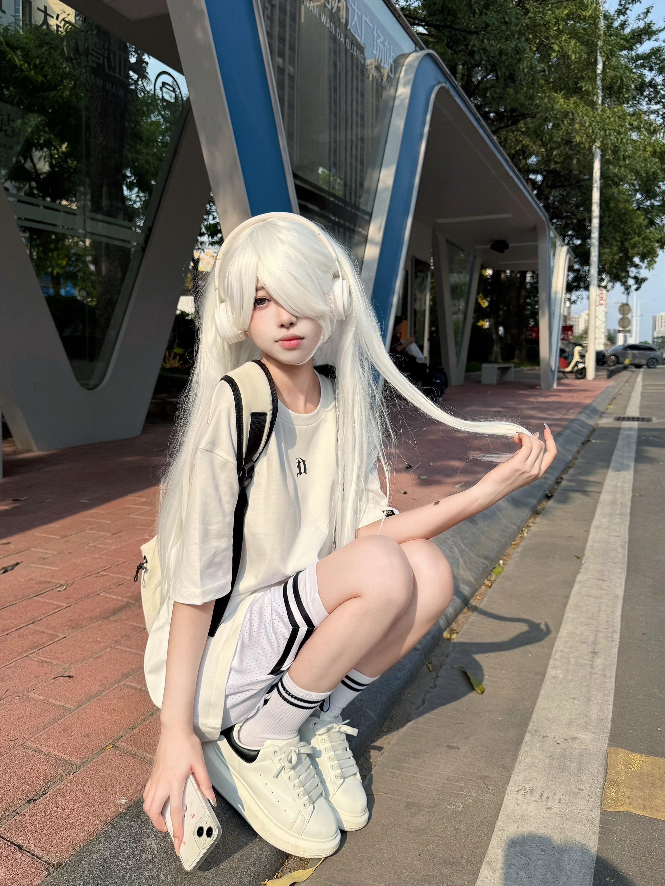 没有故意耍帅 有些东西天生的。