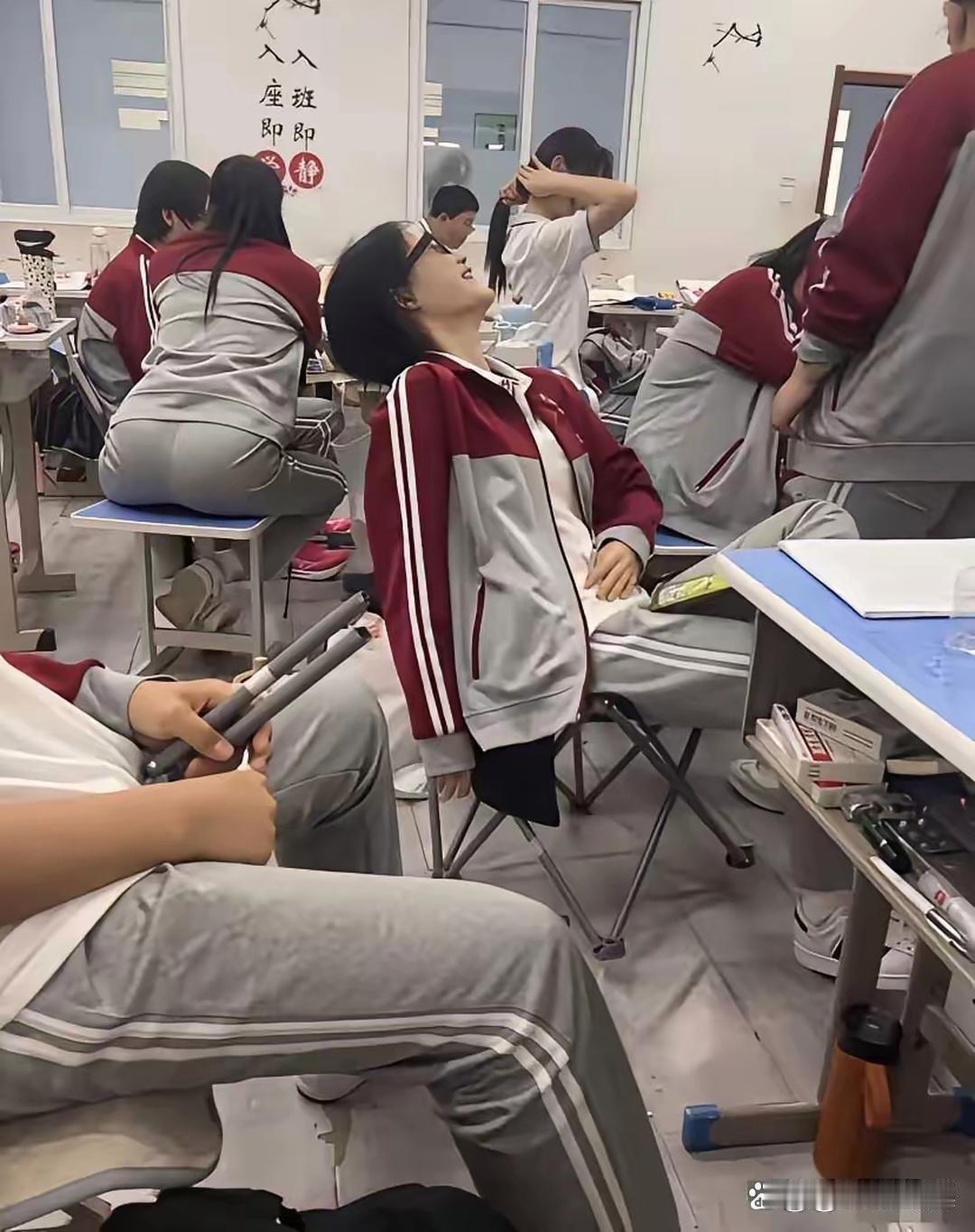 有些人天生就是主角。 ​​​