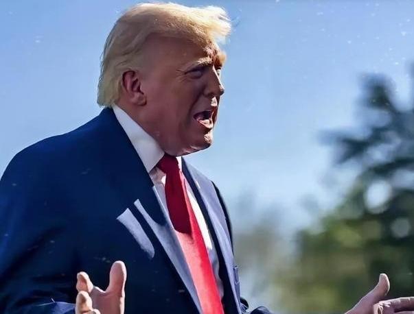 恍然大悟！特朗普的中东骗局被戳穿，炸伊朗、逼谈判全是演戏，真正目标藏不住了

2