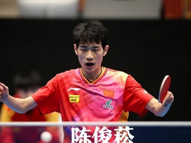 20岁，瘦得像竹竿，他用三个月改写了乒乓球的游戏规则。
国际乒联最新排名第45位