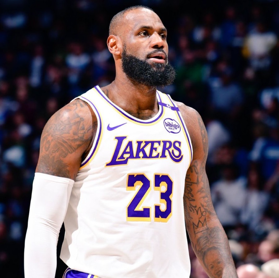 据DanWoikeSports 报道，勒布朗·詹姆斯在洛杉矶湖人队的生涯“很可能