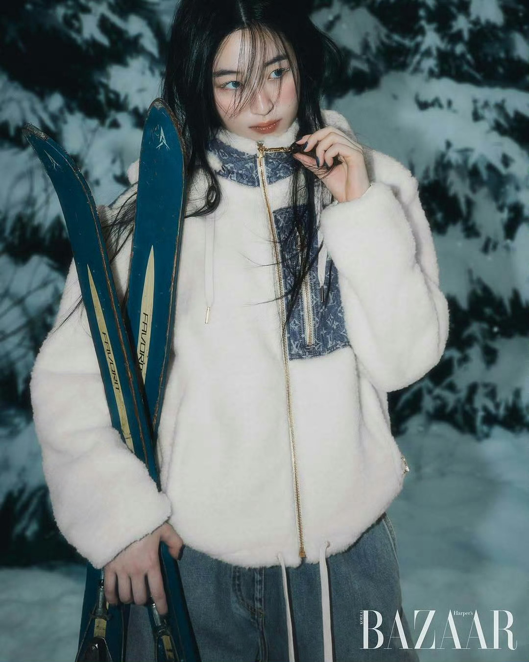 元智安 Harper's BAZAAR Korea December 2025.