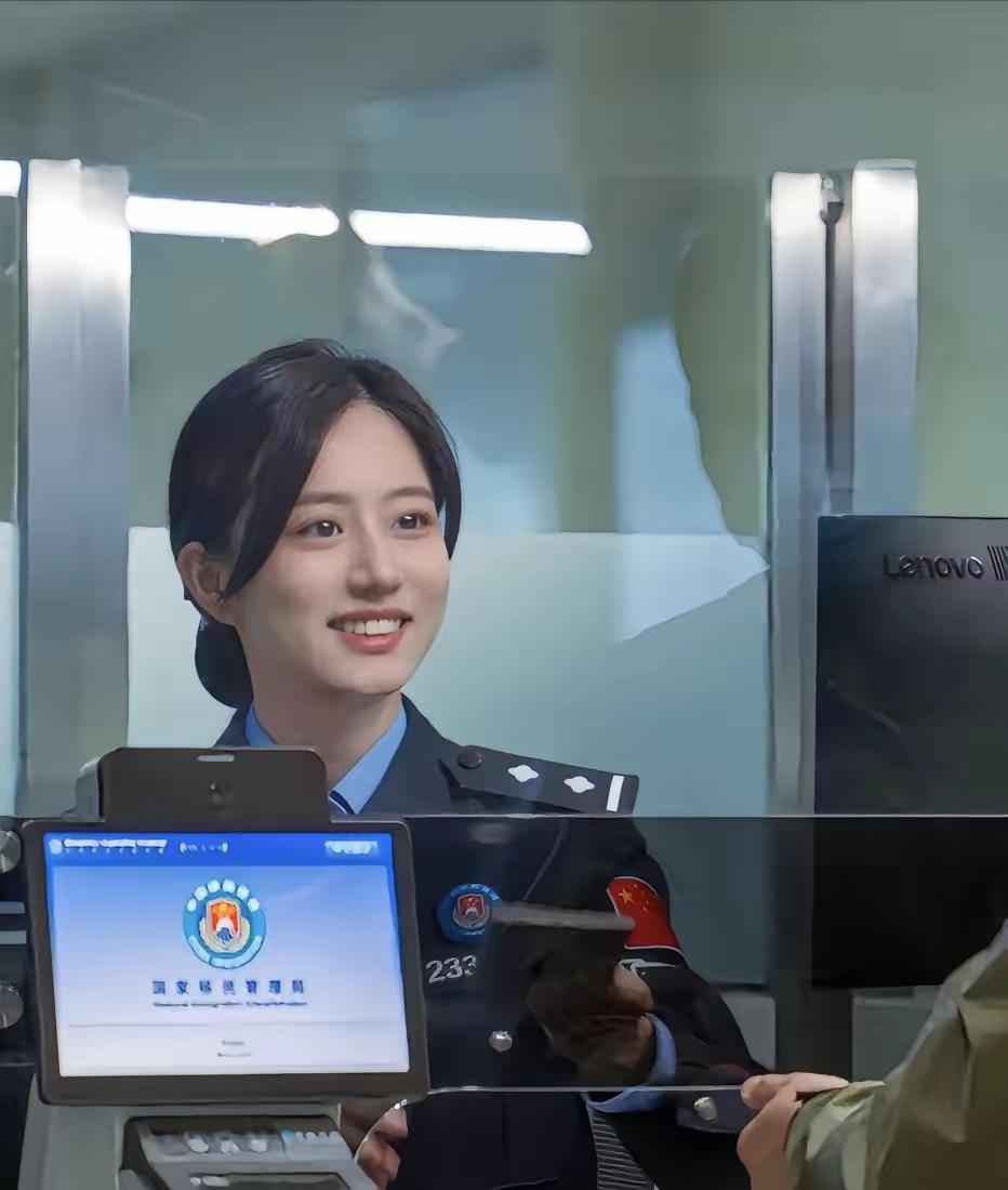 钱莹敏，女，汉族，1996年出生，福建泉州惠安人，退役军人，泉州出入境边防检查站