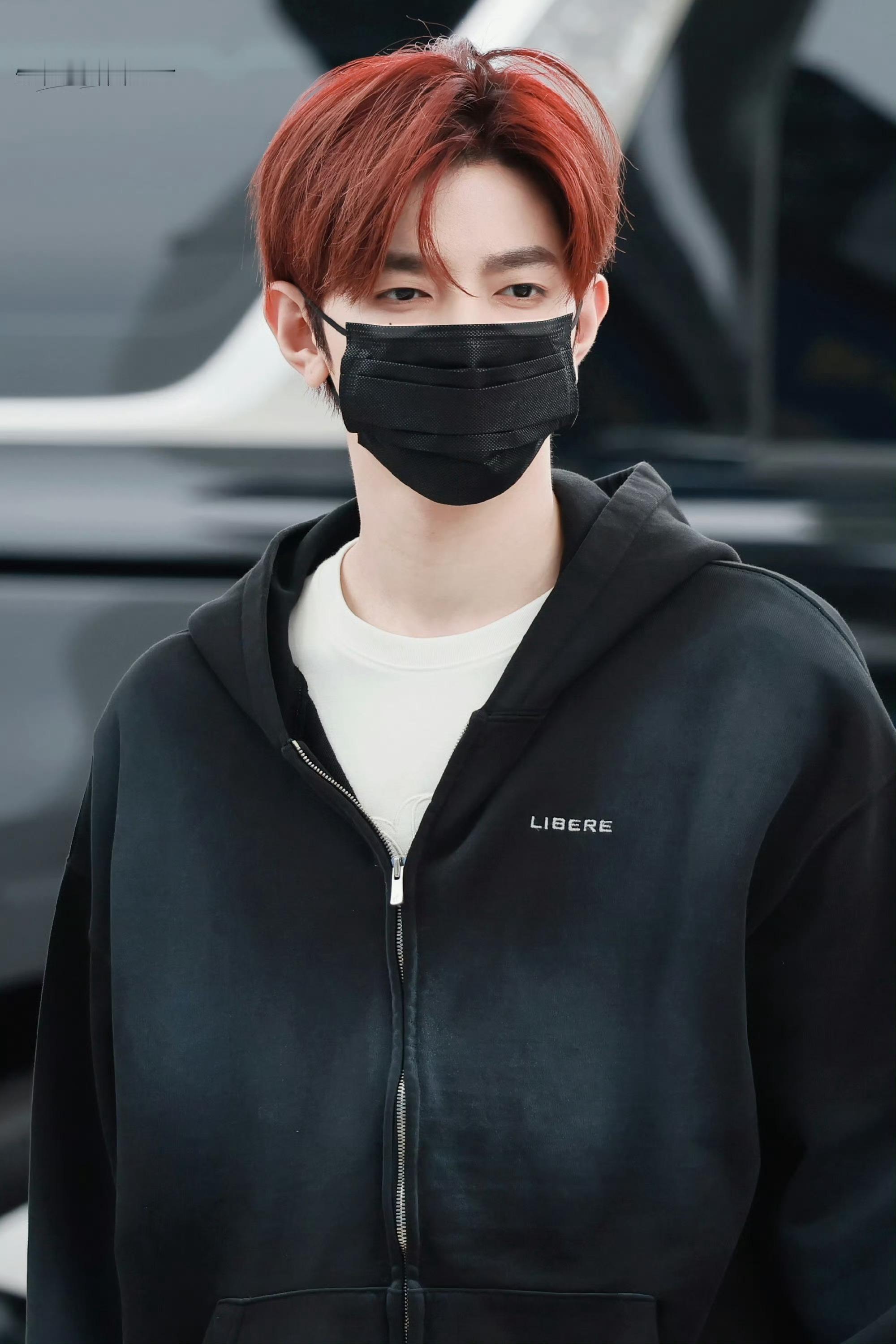 章昊 × 机场出发🛫仁川机场 All black 出发 Kcon LA❤️‍?