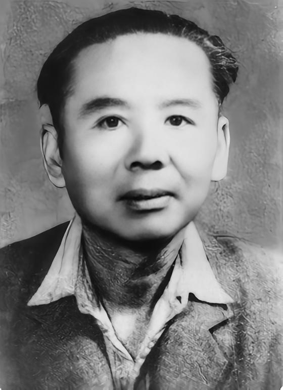 张恨水：报章写尽人间烟火，终年七十三岁
 
张恨水，原名张心远，中国现代通俗小说
