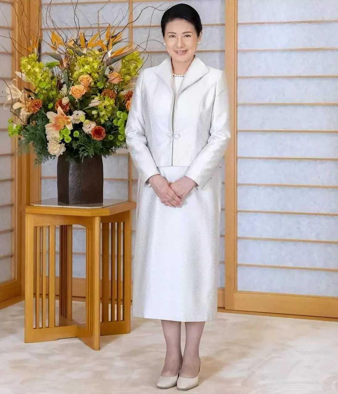 12月11日，中国驻日本大使馆晒出《远东国际军事法庭判决书》，向高市早苗为首的历