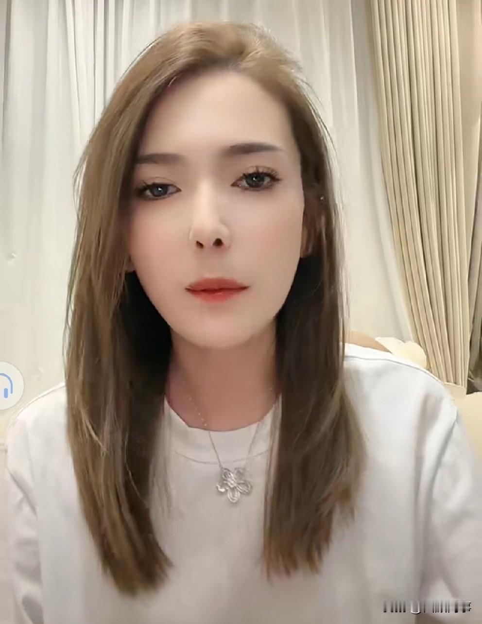 白雨认怂叫停，承认惹不起老狗！

              白雨认怂叫停，坦言