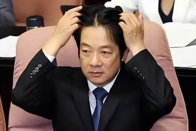 赖清德天塌了！

美军上将罗纳德克拉克警告：解放军正在大量的囤积弹药，预计今年1