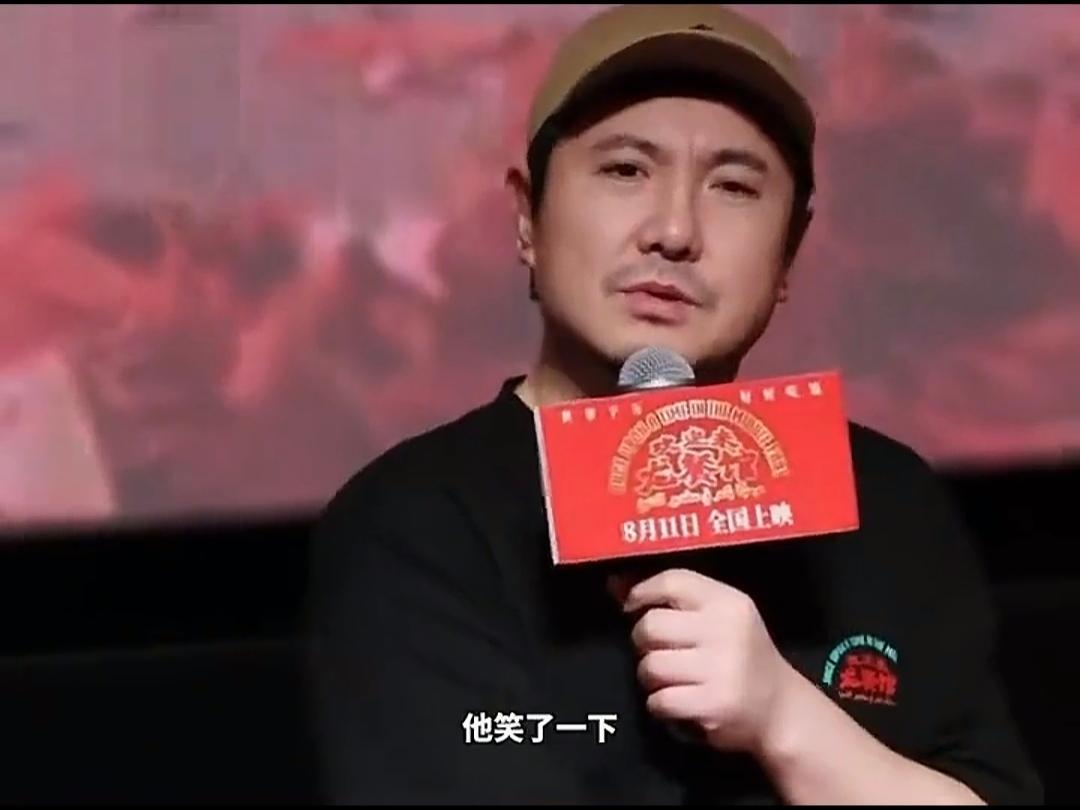 沈腾新片《欢迎来龙餐馆》路演现场，观众齐声喊:“沈腾拿影帝。”沈腾笑了一下，说了