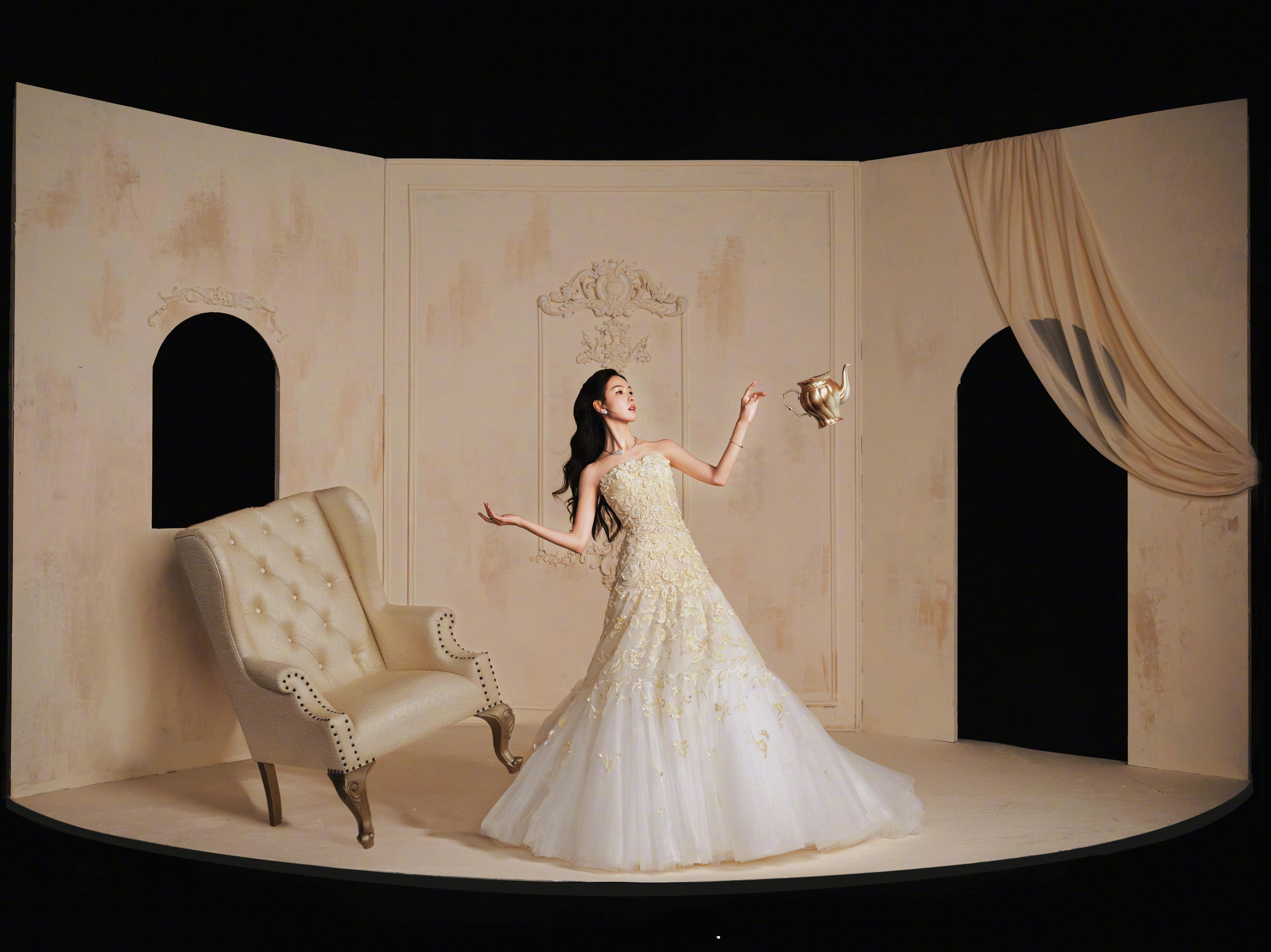 陈都灵跨年造型陈都灵童话公主即视感，和嘟嘟一起开启魔法世界陈都灵童话公主