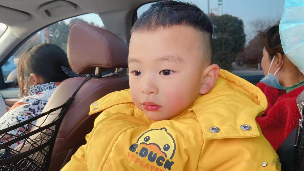 文笔挑战。本上联、下联都是原创，诚邀文友们赶快来联对。

上联:吉祥如意久福贵