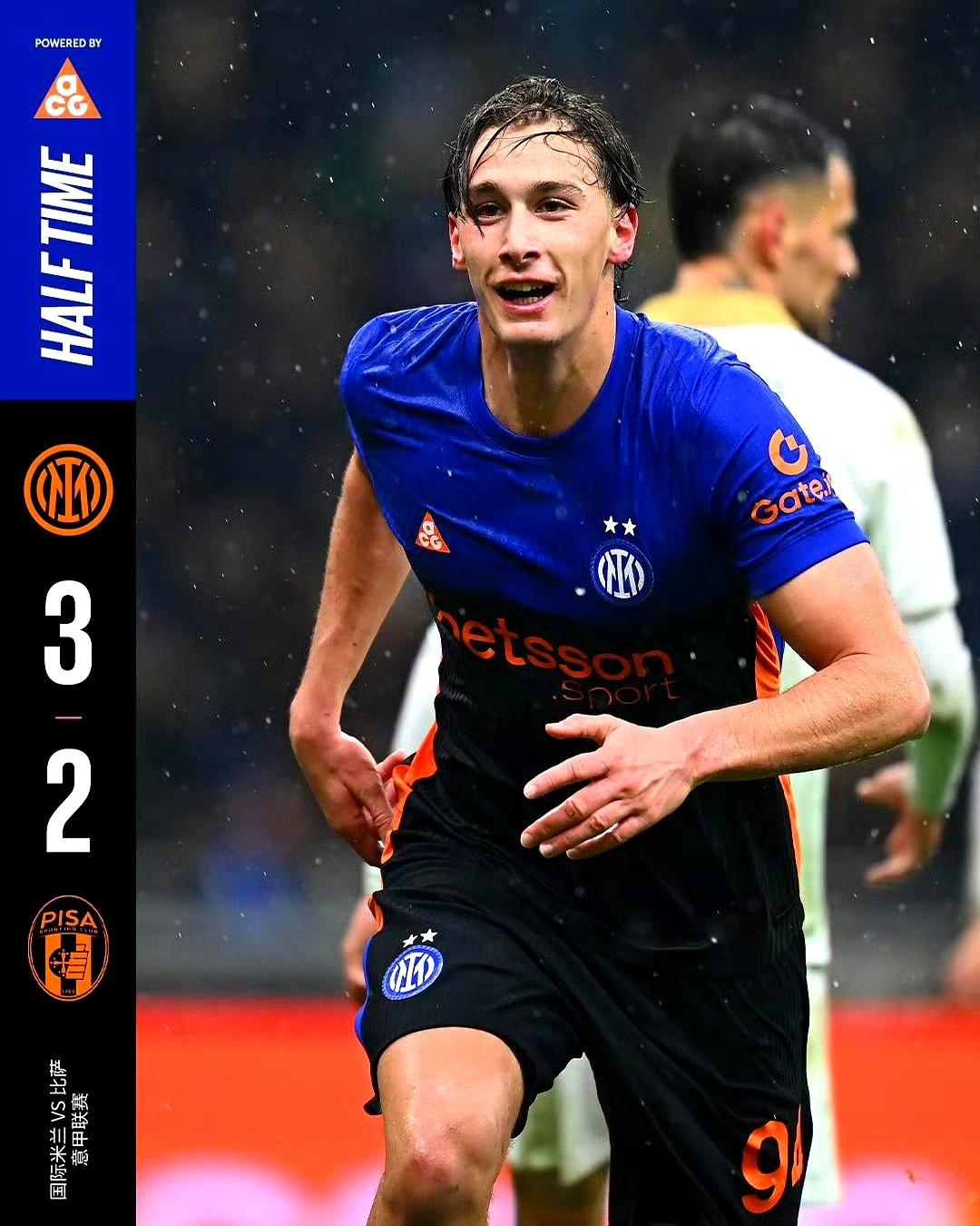 国米主场被升班马23分钟干了个2-0！门将索默还送了个超级大礼。

场边的齐沃脸