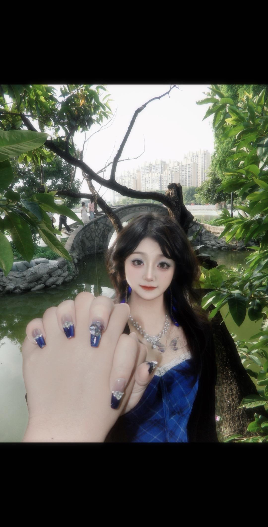 等夏天等秋天，等下个季节